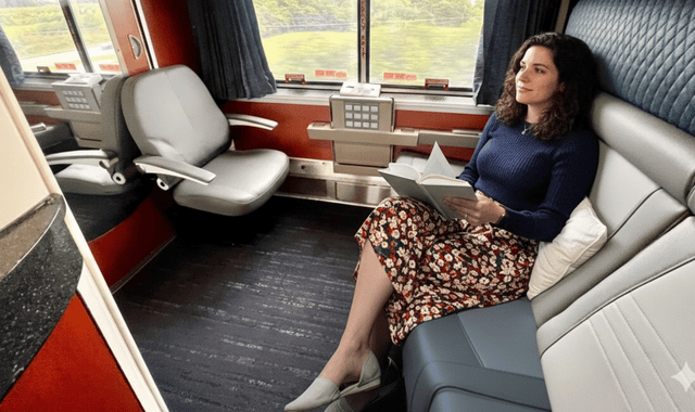 amtrak-bedroom
